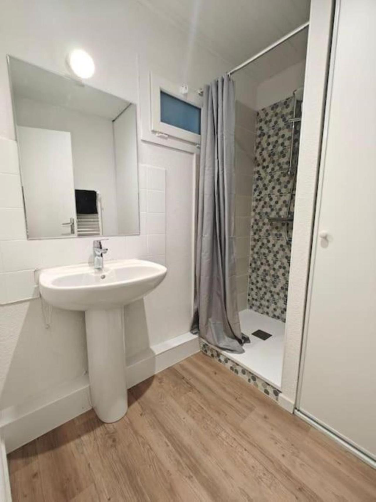 Logement Entier Style Chalet - 1 A 5 Pers - Langon  Eksteriør billede
