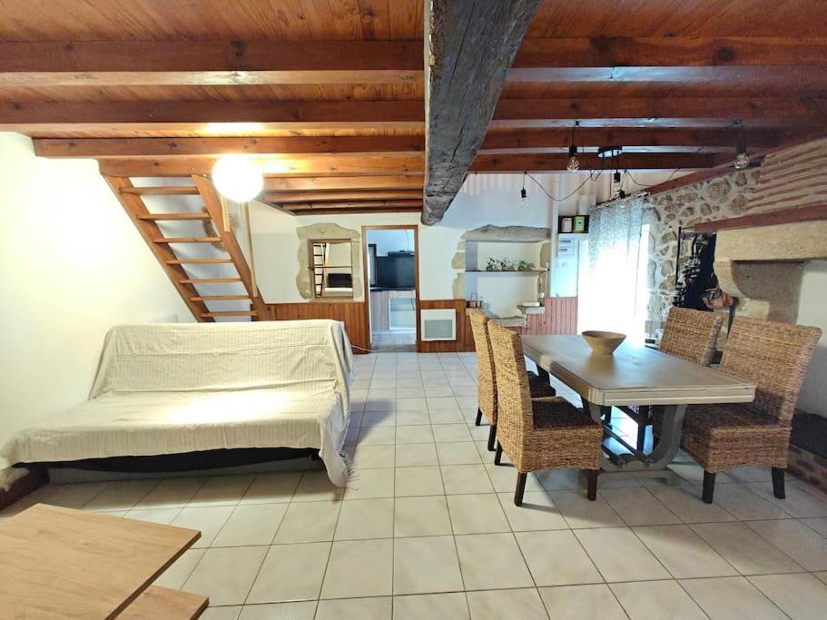 Logement Entier Style Chalet - 1 A 5 Pers - Langon  Eksteriør billede