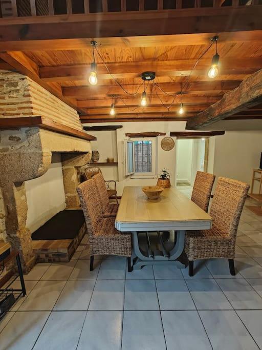 Logement Entier Style Chalet - 1 A 5 Pers - Langon  Eksteriør billede